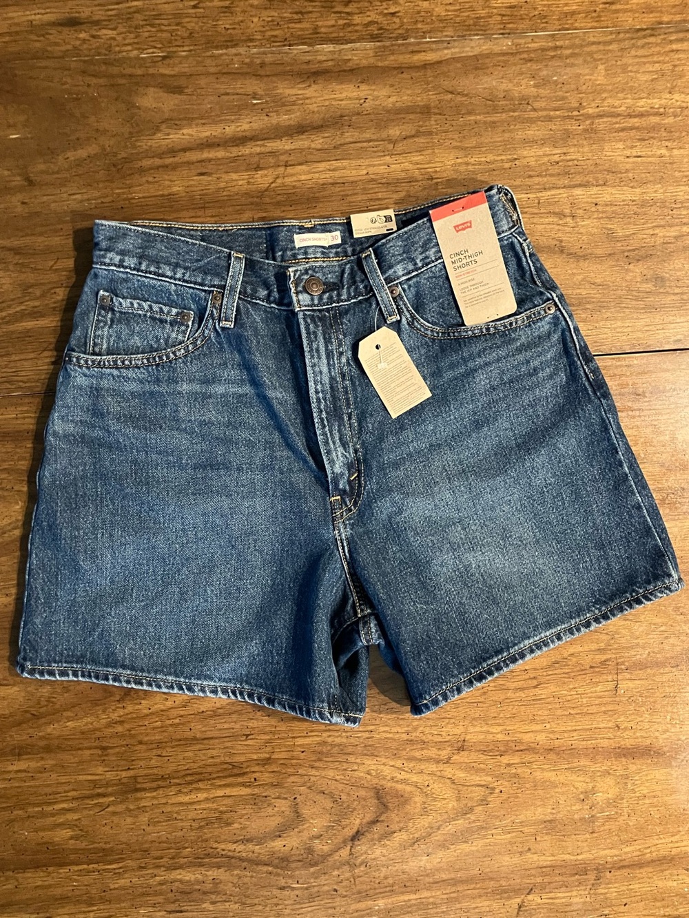 NWT Levi's Cinch Mid-Thigh Jean Shorts Blue Denim High Rise Loose Fit Womens 30